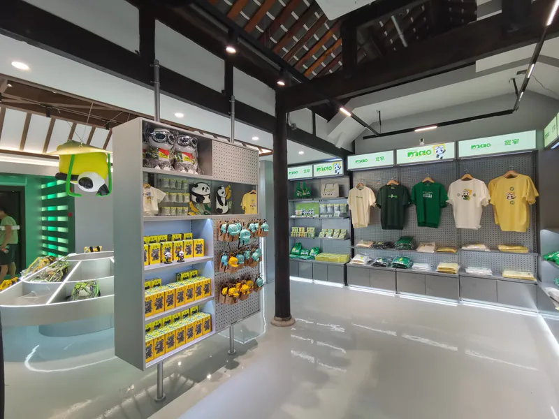 Illuminated wall bays and island displays in a completed lifestyle store